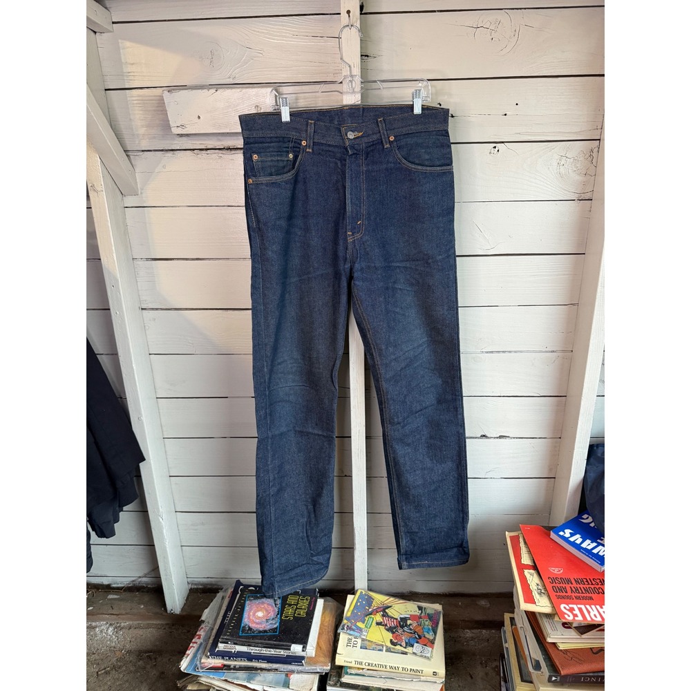 Vintage Levis Jeans Indigo dark Blue Straight Leg Denim size 36 X 36